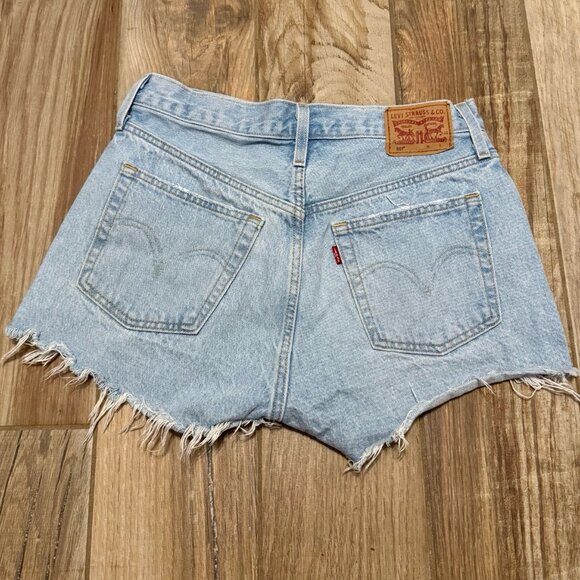 Levi’s 501 Cutoff Shorts - Picture 2 of 3